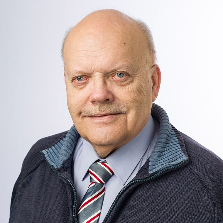 Gus Cairns